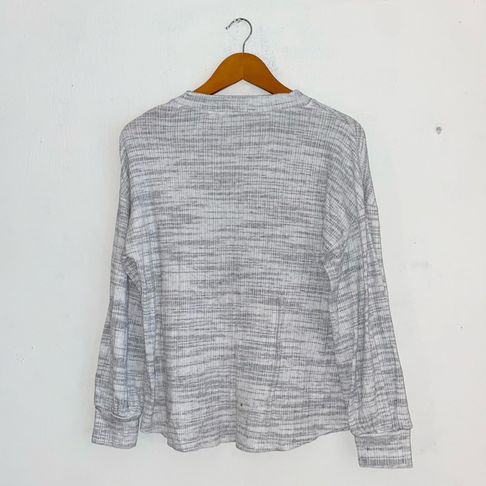 Soft Surroundings Long Sleeve Top! - Picture 2 of 3